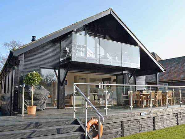 Bay Tree Lodge – Hoseasons holiday let